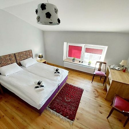 Noclegi Sulejów Kültér fotó